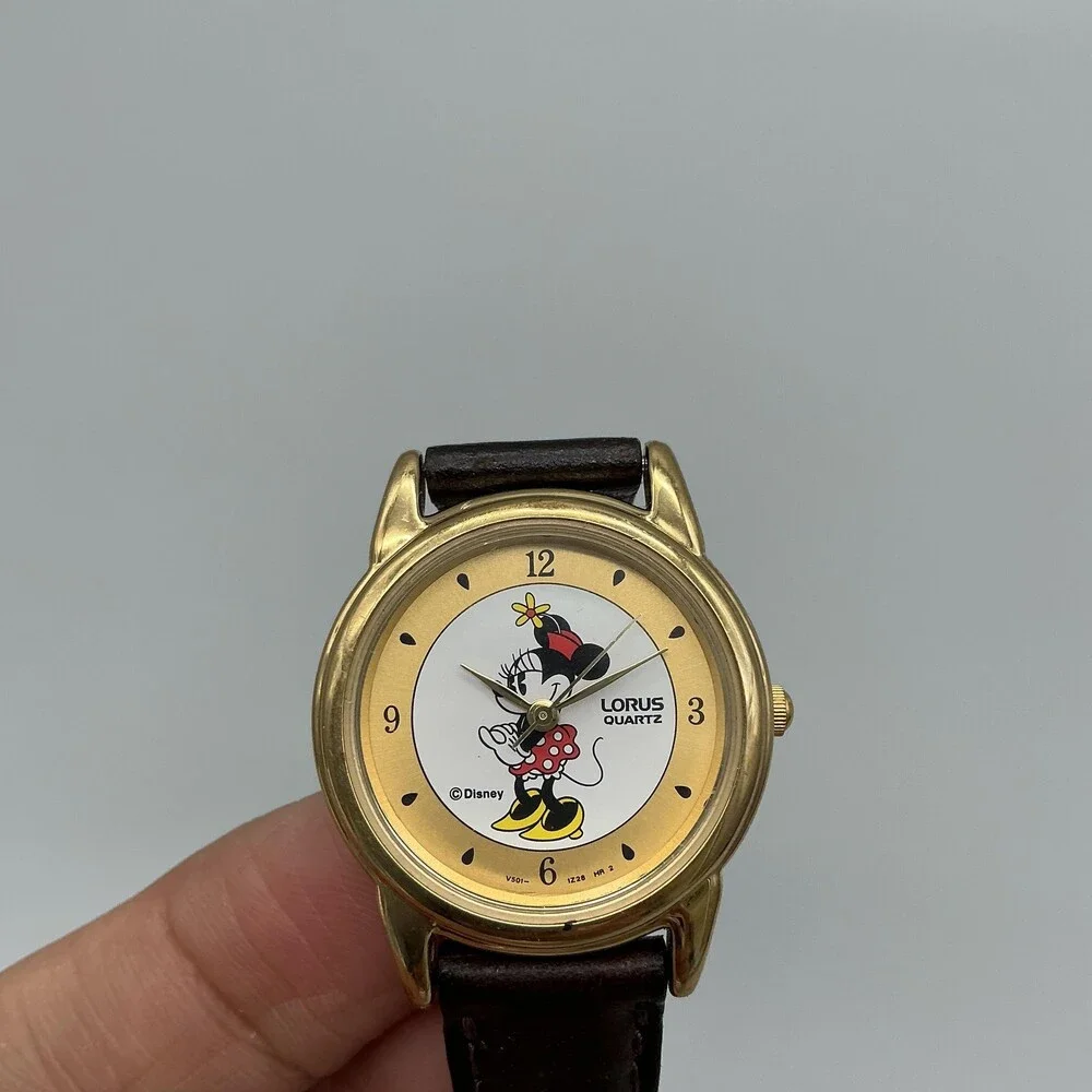Vtg Lorus Womens Watch 26mm Minnie Mouse Gold Tone V501-6N70 Leather Band